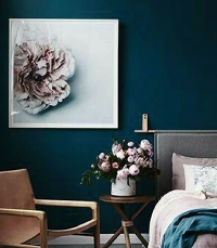 Темная спальня